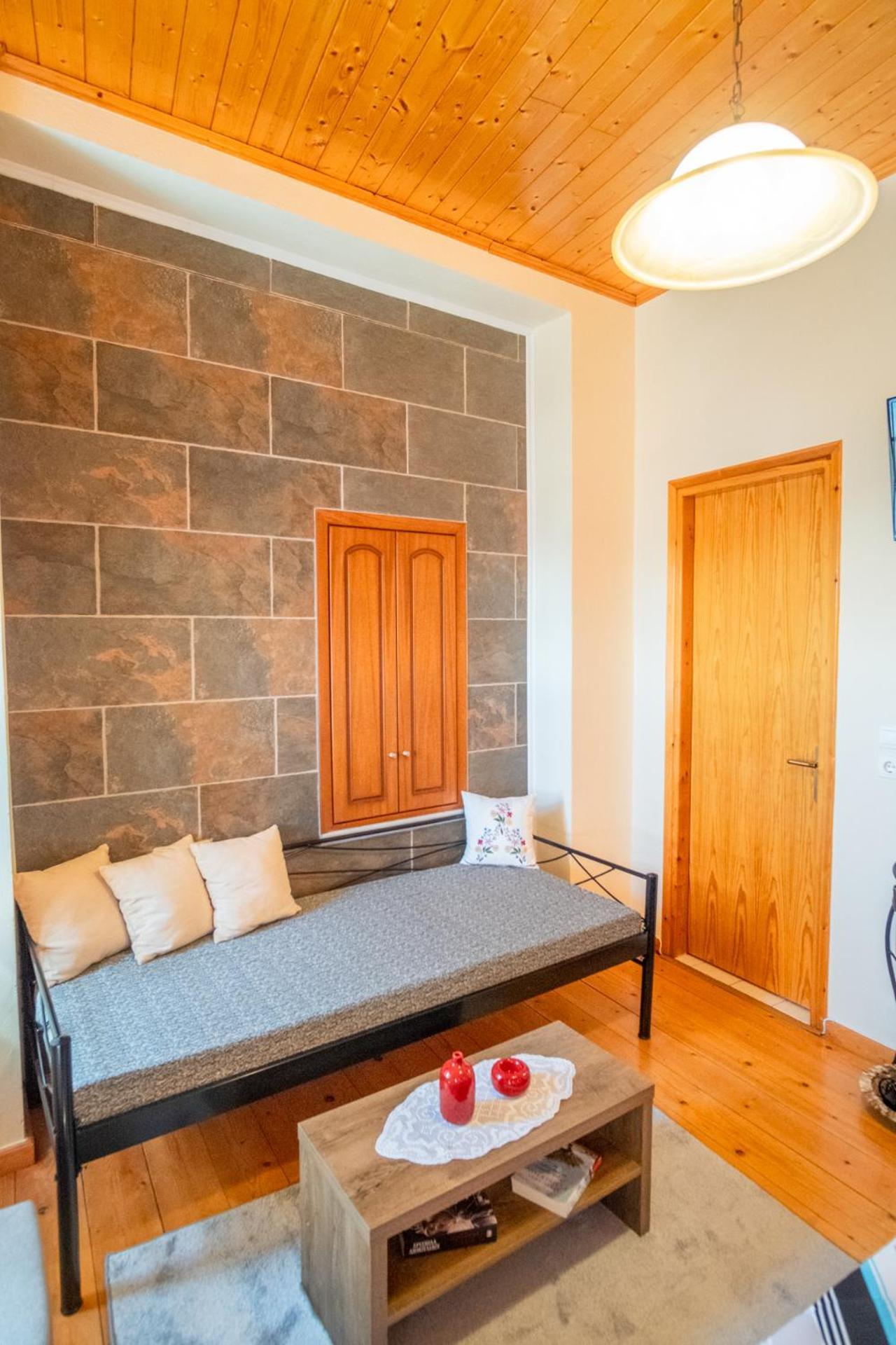 Gkoura Hotel Сирако Экстерьер фото